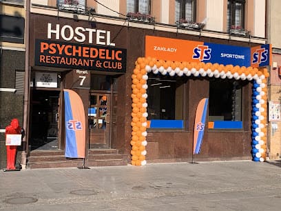 Jeśli chodzi o automaty, oba kasyna dają graczom bogaty wybór opcji, w tym popularne owocówki oraz wideo automaty.