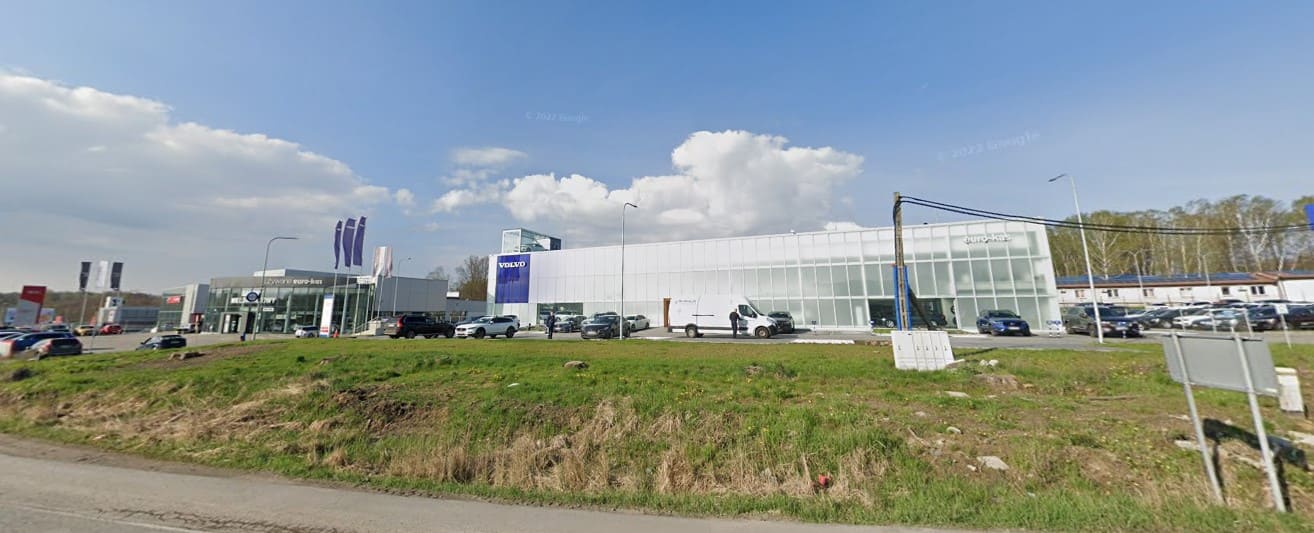 W takich miejscach jak kasyno, gracze korzystają z żetonów, które pełnią funkcję waluty podczas rozgrywek.